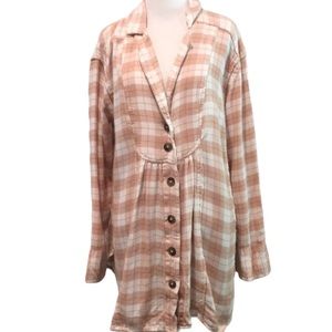Free People ❤❤plaid flannel long sleeve button front tunic